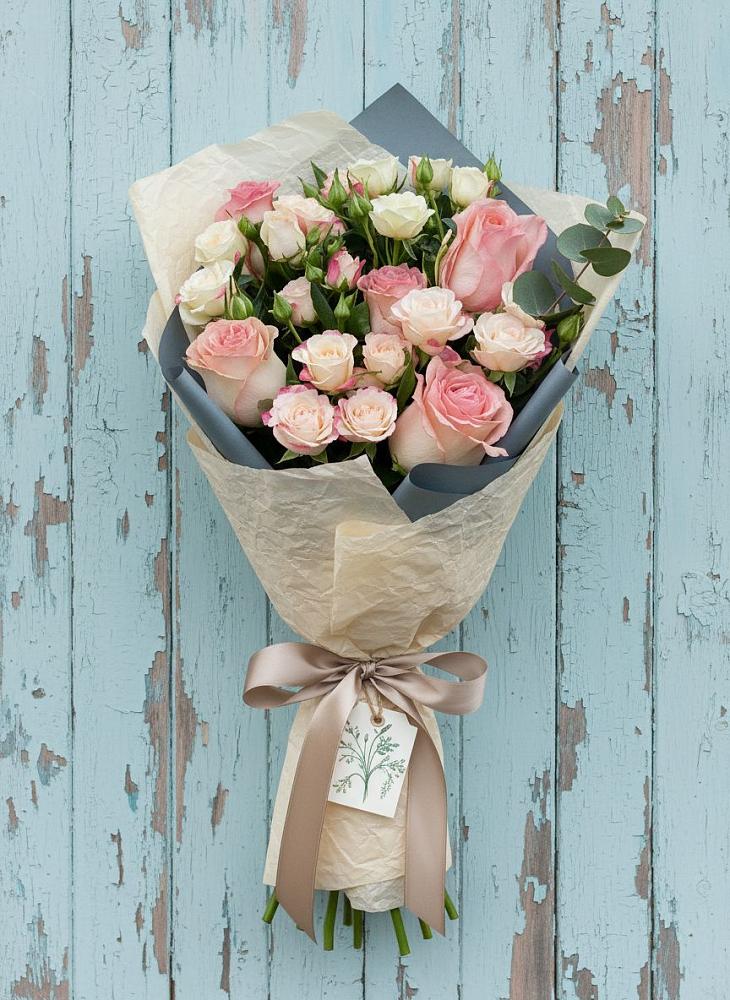 Букет цветов из: Розы в Винзили