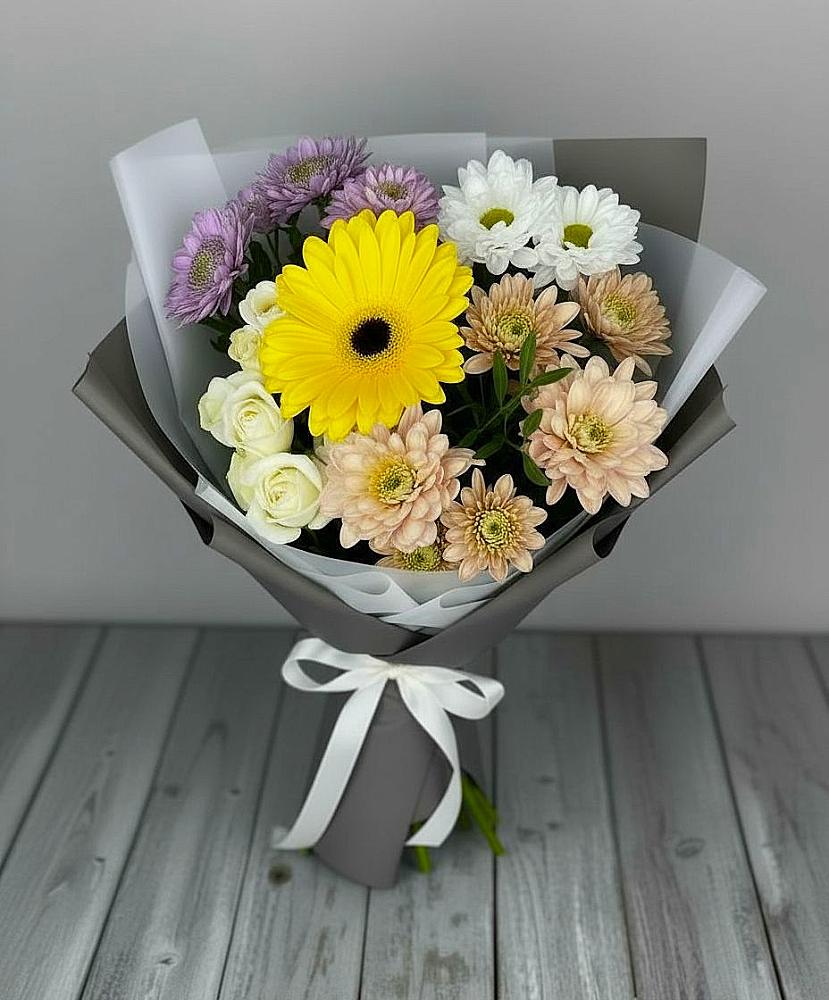 Букет цветов из: Розы, Герберы и Хризантемы в Винзили