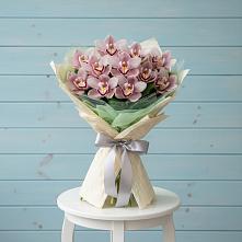 Букет цветов из:  Орхидеи и Розы в Винзили