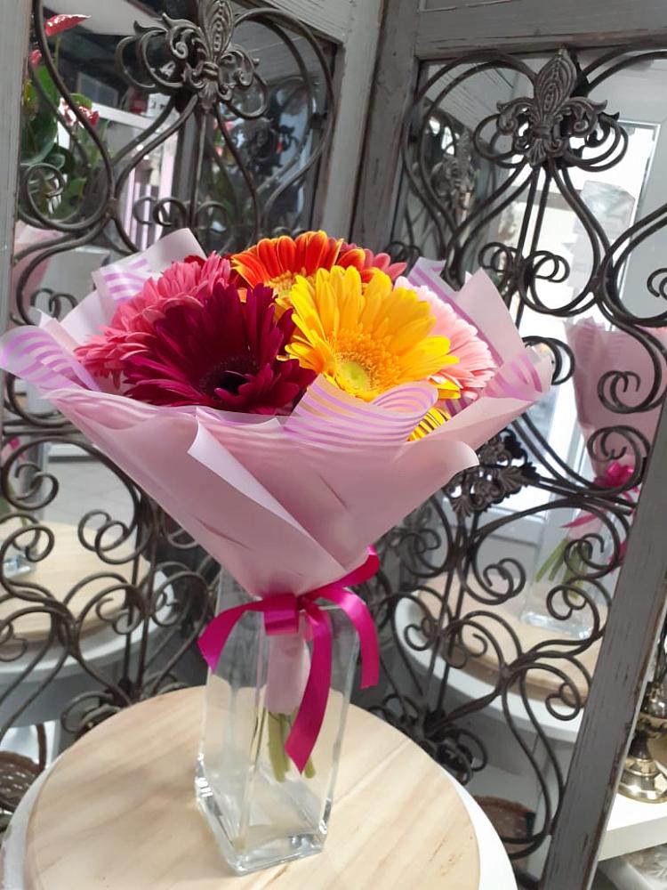 Букет цветов из: Герберы в Винзили