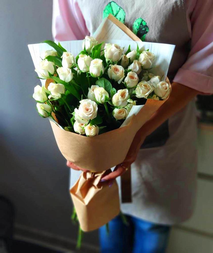 Букет цветов из: Розы в Винзили