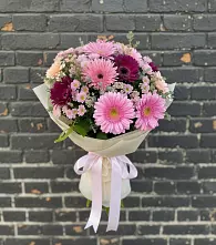 Букет цветов из:  Герберы и Хризантемы в Винзили