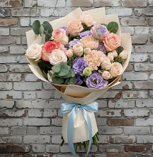 Букет цветов из:  Розы, Лизиантусы и Гвоздики #REPLACE_PRED# Винзили